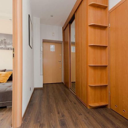 Shortstaypoland Staszica Warschau Buitenkant foto